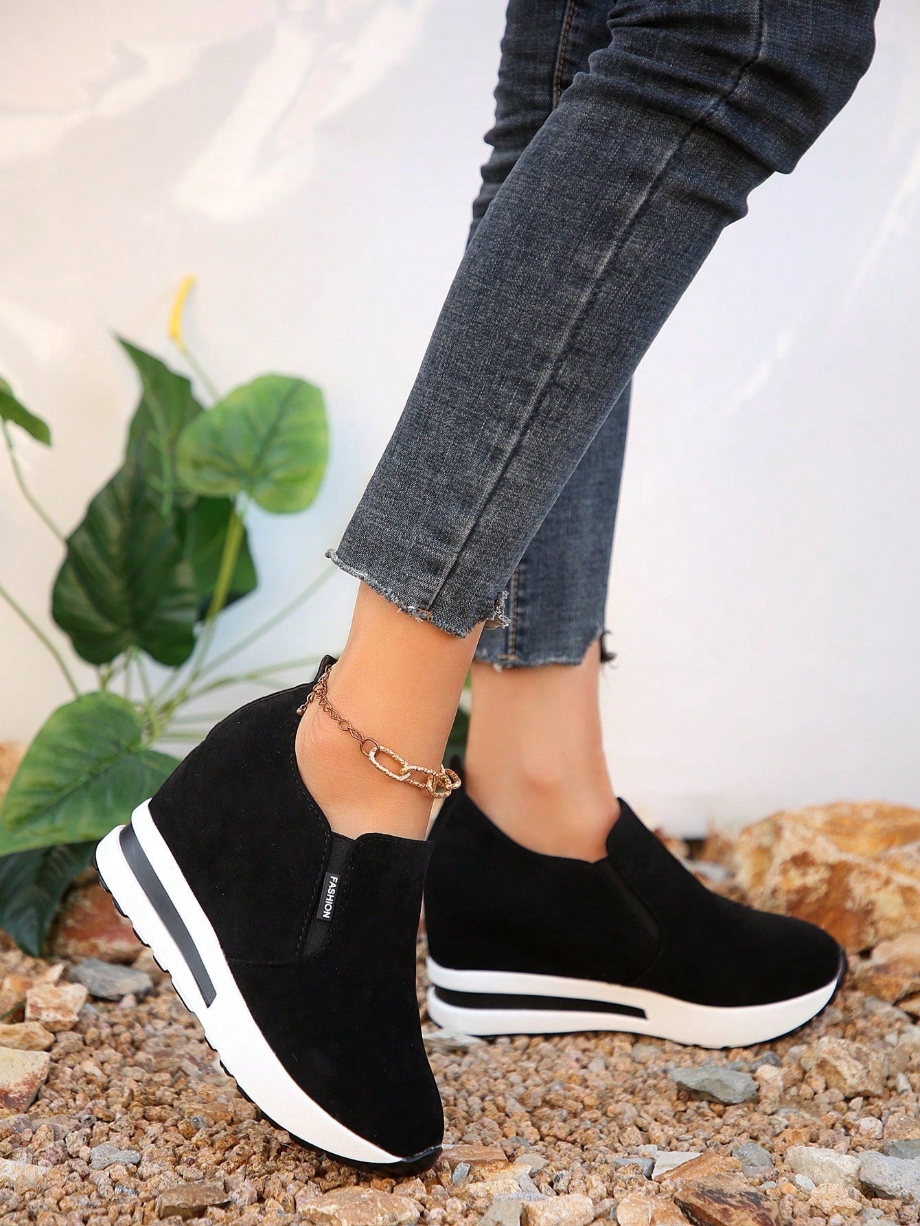 Elevated Comfort Womens Breathable Sports Shoes for Active Life - Releamy